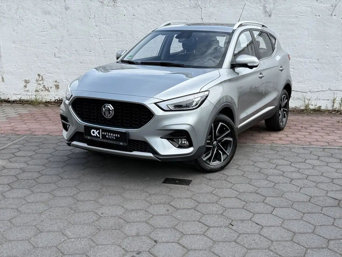 MG ZS Luxury Grau - 1