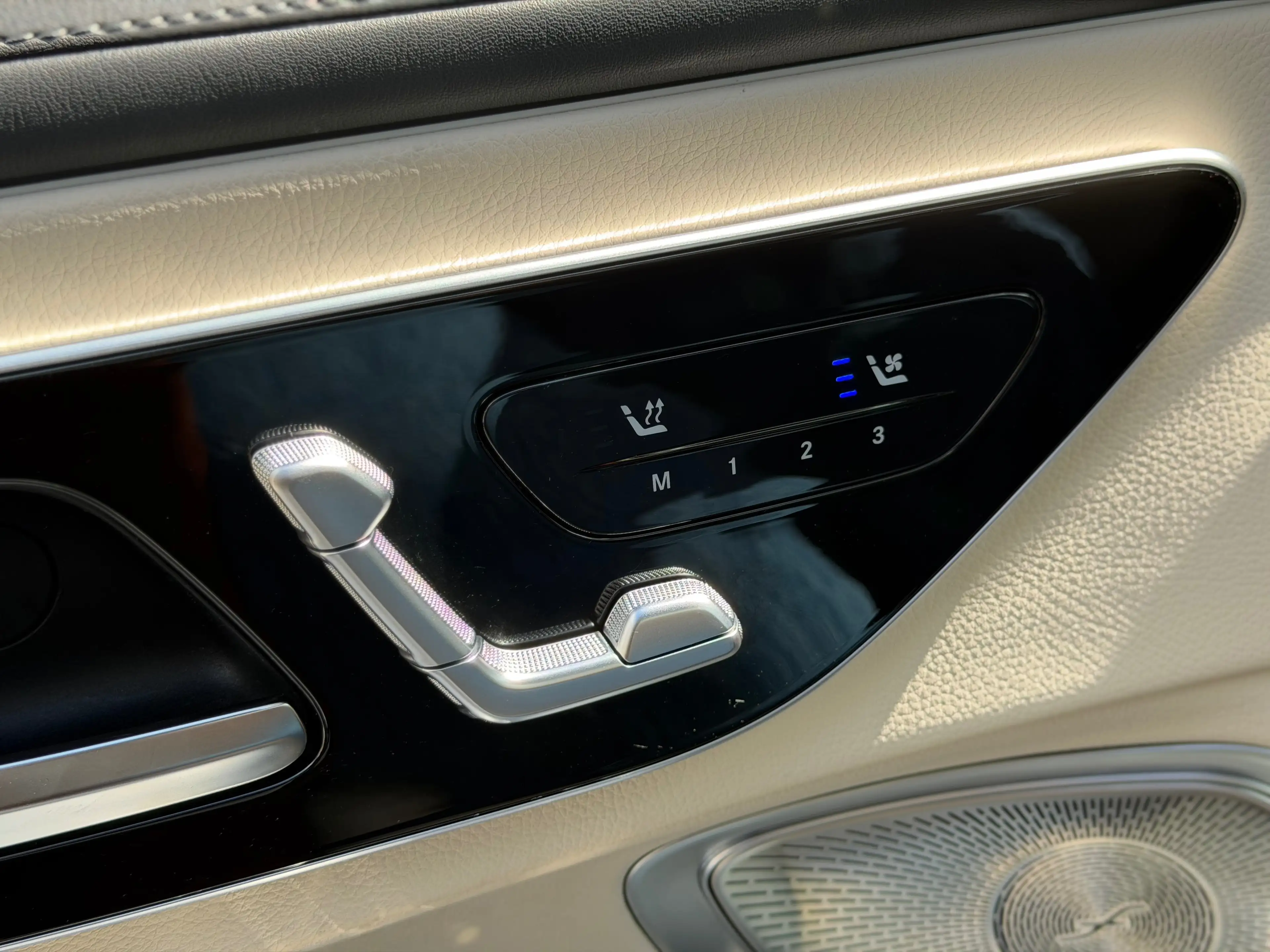 Mercedes-Benz CLE 220 d AMG Full Options *Burmester/ Massage/ Toit/ Caméra* Garantie — photo 10