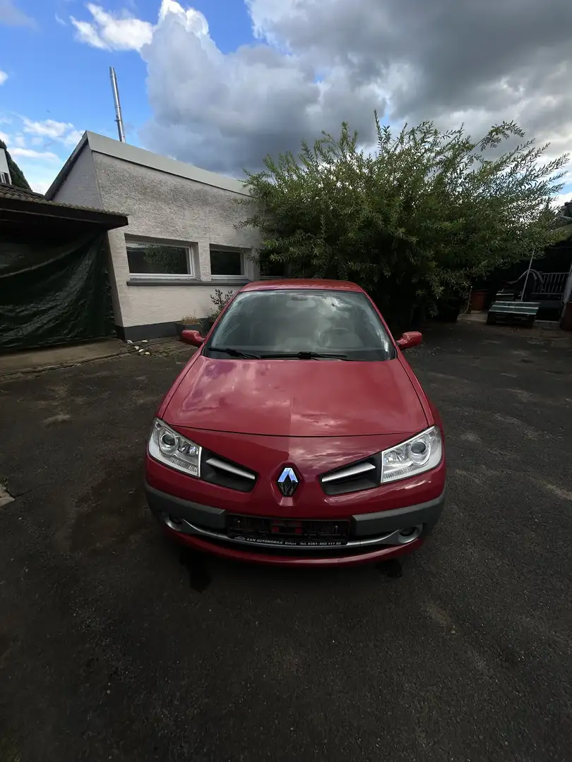 Renault Megane Exception - 1