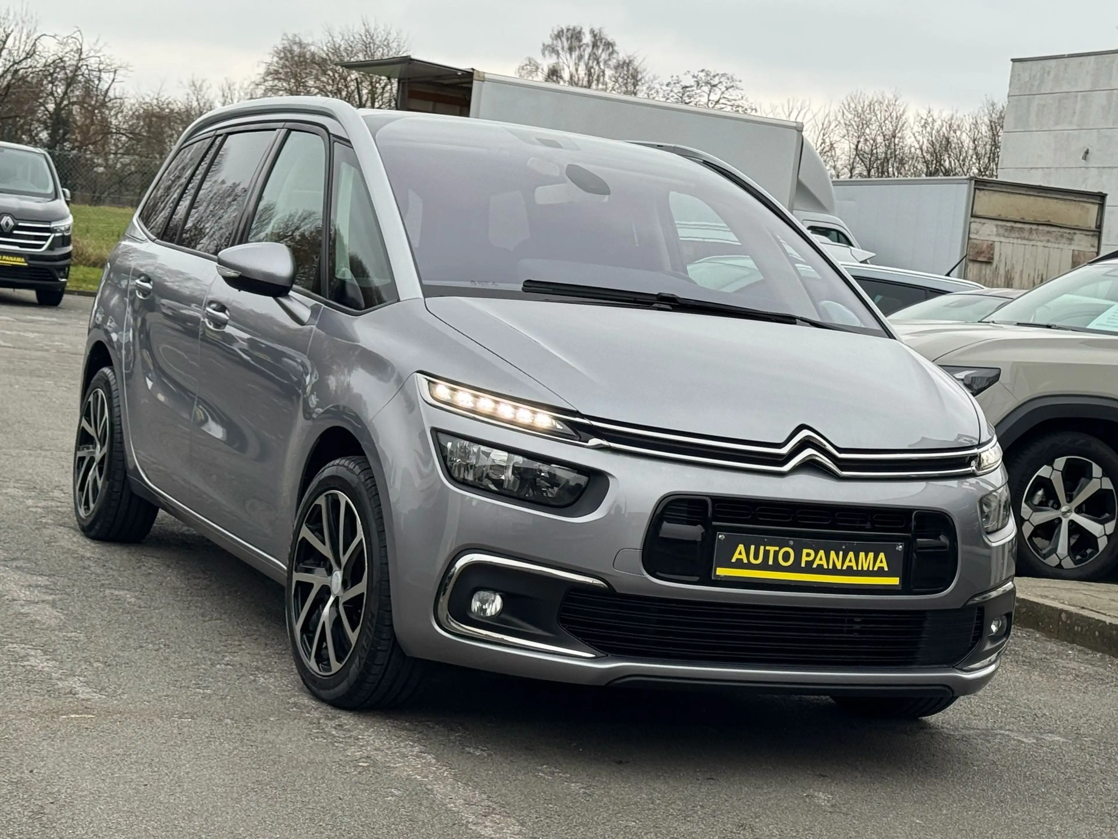 Citroen C4 SpaceTourer 1.5 BlueHDi 7 PLACES GPS CLIM CAMERA 1ier PROPRI — photo 5