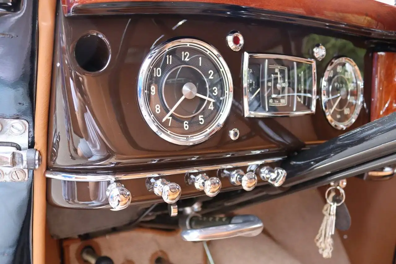 Mercedes-Benz 220 B Cabrio W187, foto 8