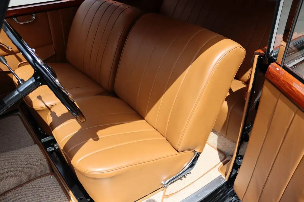 Mercedes-Benz 220 B Cabrio W187, foto 11