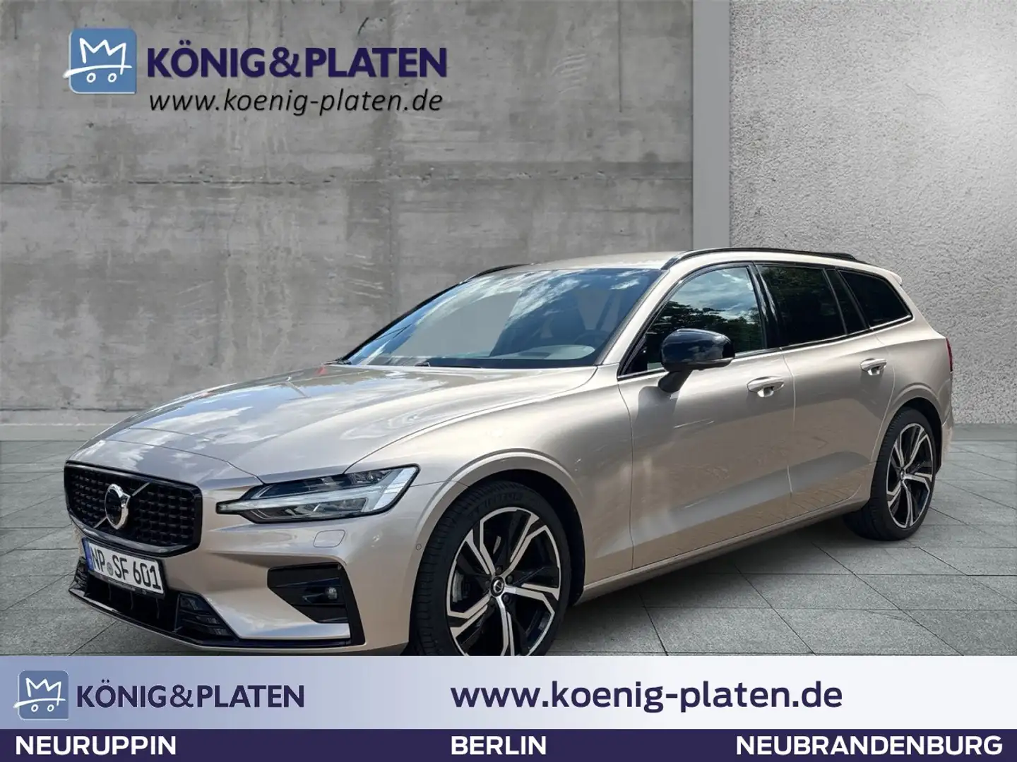 Volvo V60 B4 Benzin Plus Dark Klima Rückfahrkamera Silber - 1