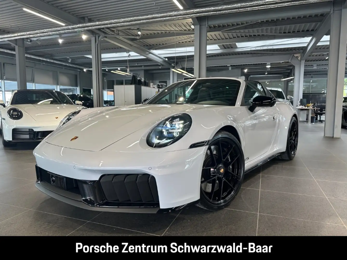 Porsche 992 911 Targa 4 GTS Burmester Sportabgasanlage Grijs - 1