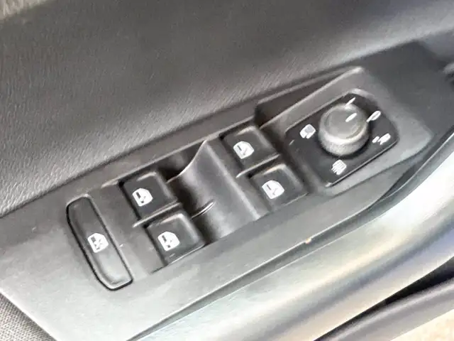 Volkswagen Polo view 20