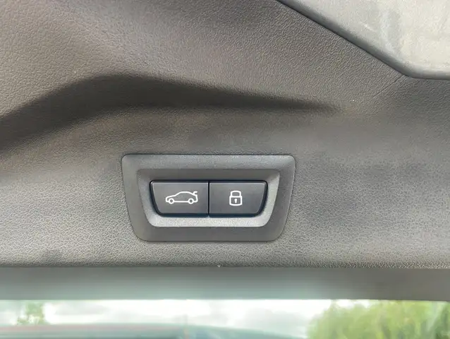 BMW X5 view 20