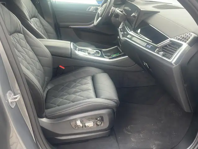 BMW X5 view 23