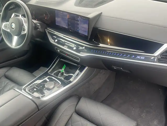 BMW X5 view 26
