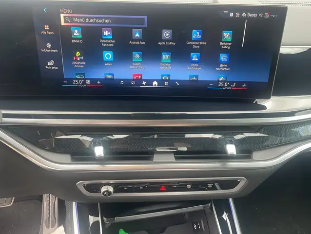 BMW X5 view 9