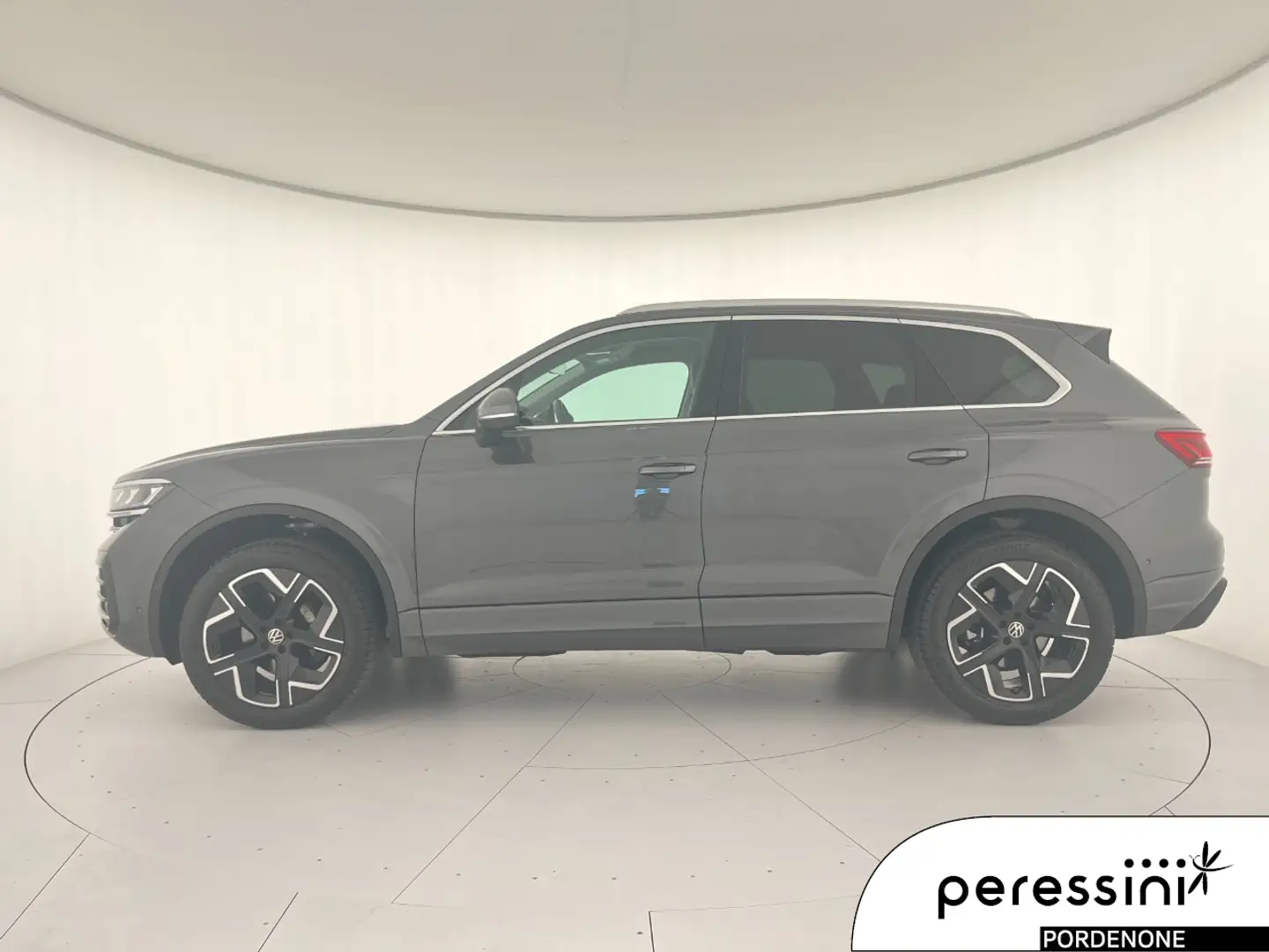 Volkswagen Touareg Elegance 3.0 V6 TDI SCR 170 kW (231 CV) Grigio - 2