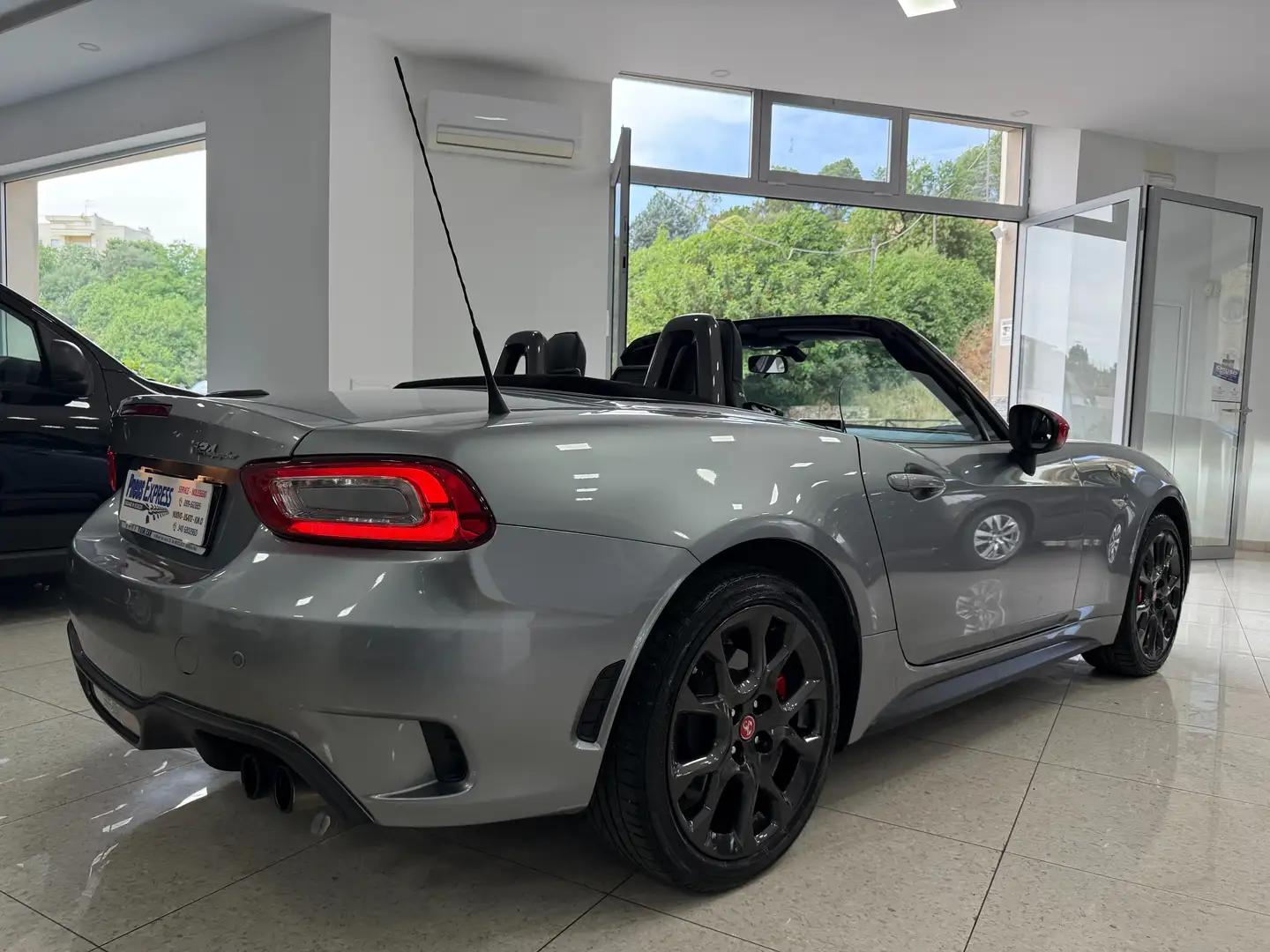 Abarth 124 Spider FIAT 124 SPIDER ABARTH .4 t. MULTIAIR 170CV CABRIO Grigio - 2