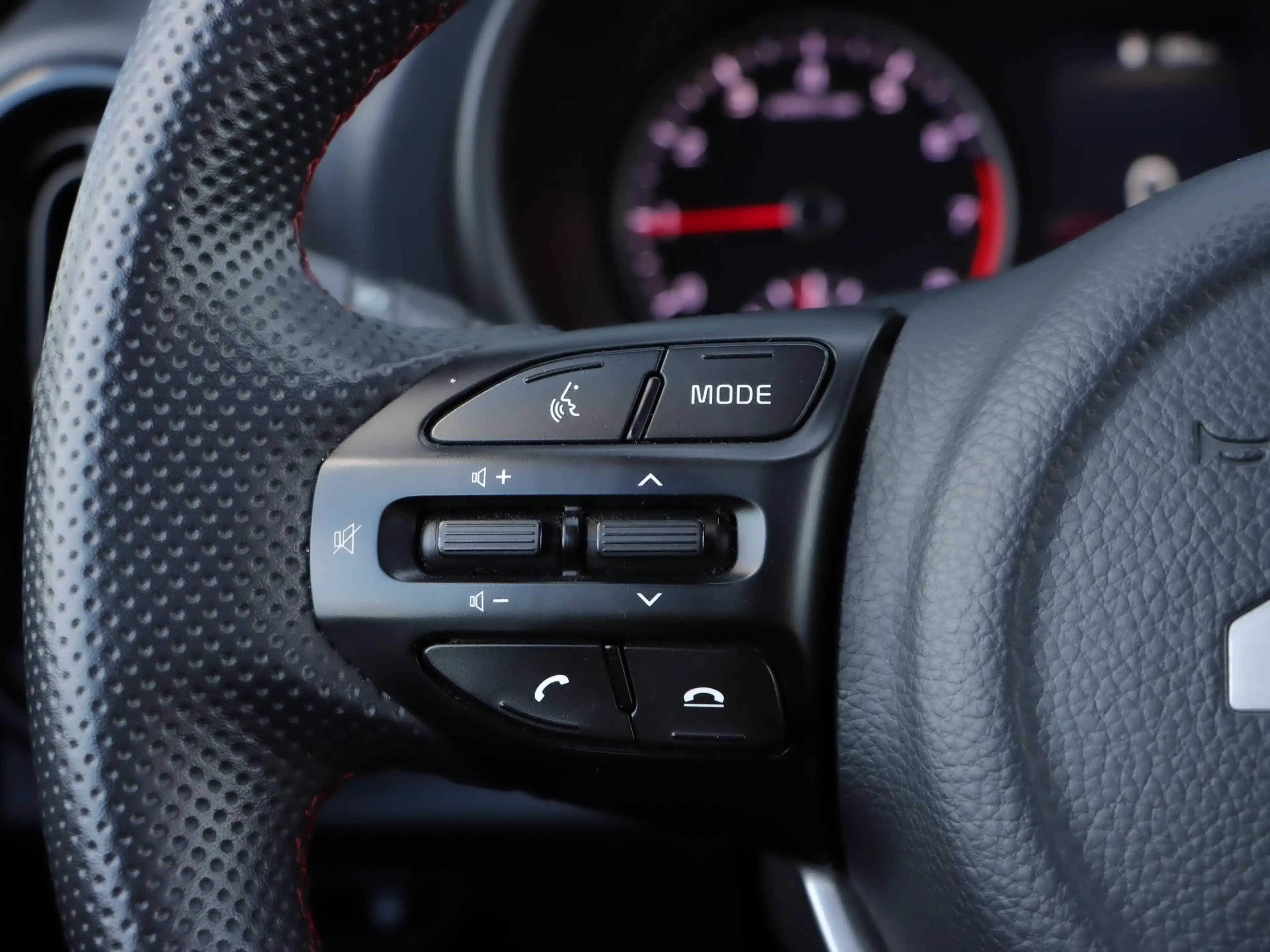 Kia Picanto 1.0 T-GDi GT-Line — photo 13