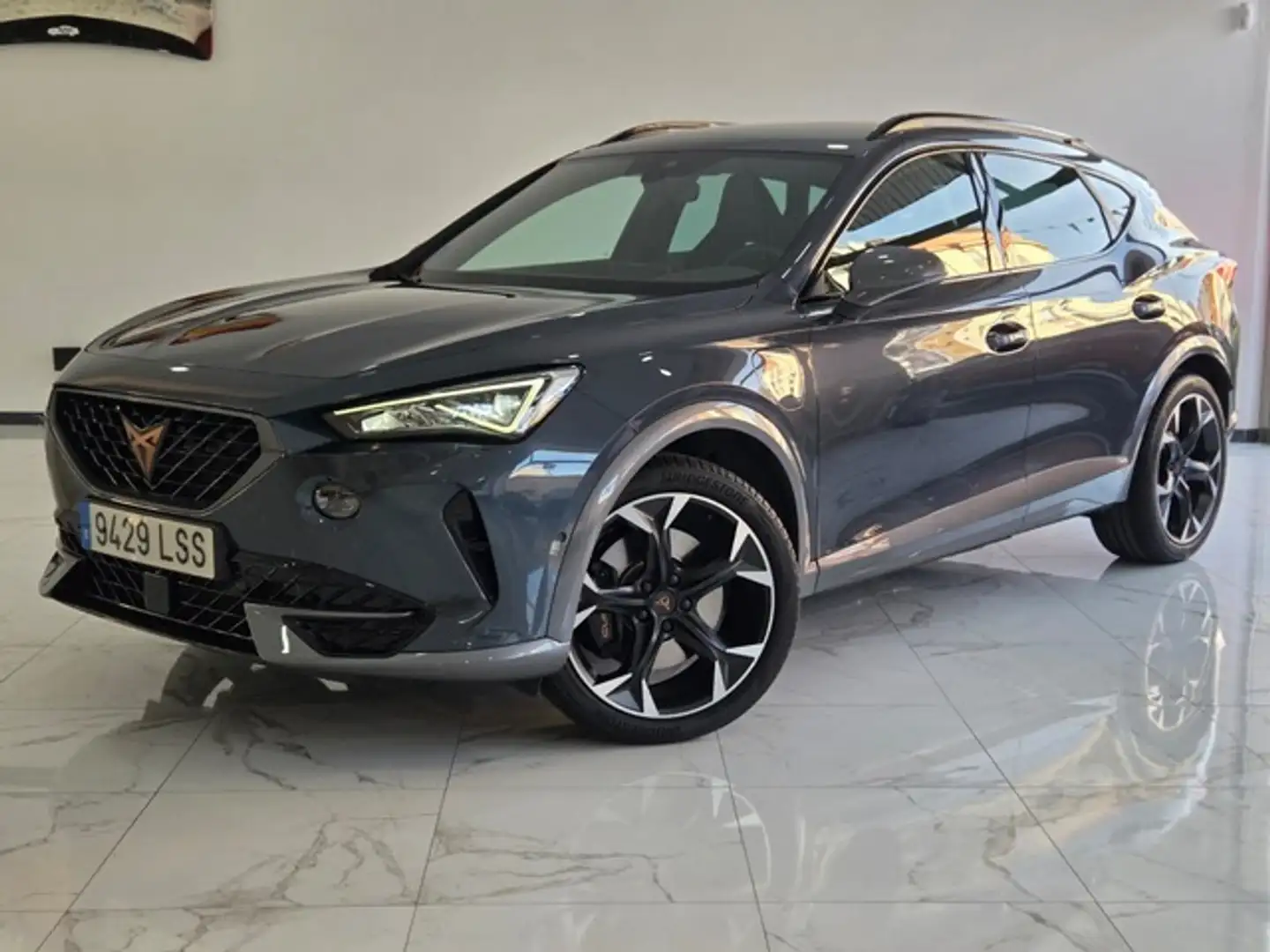 CUPRA Formentor 1.5 e-Hybrid 200 VZ Extreme DSG Grau - 1