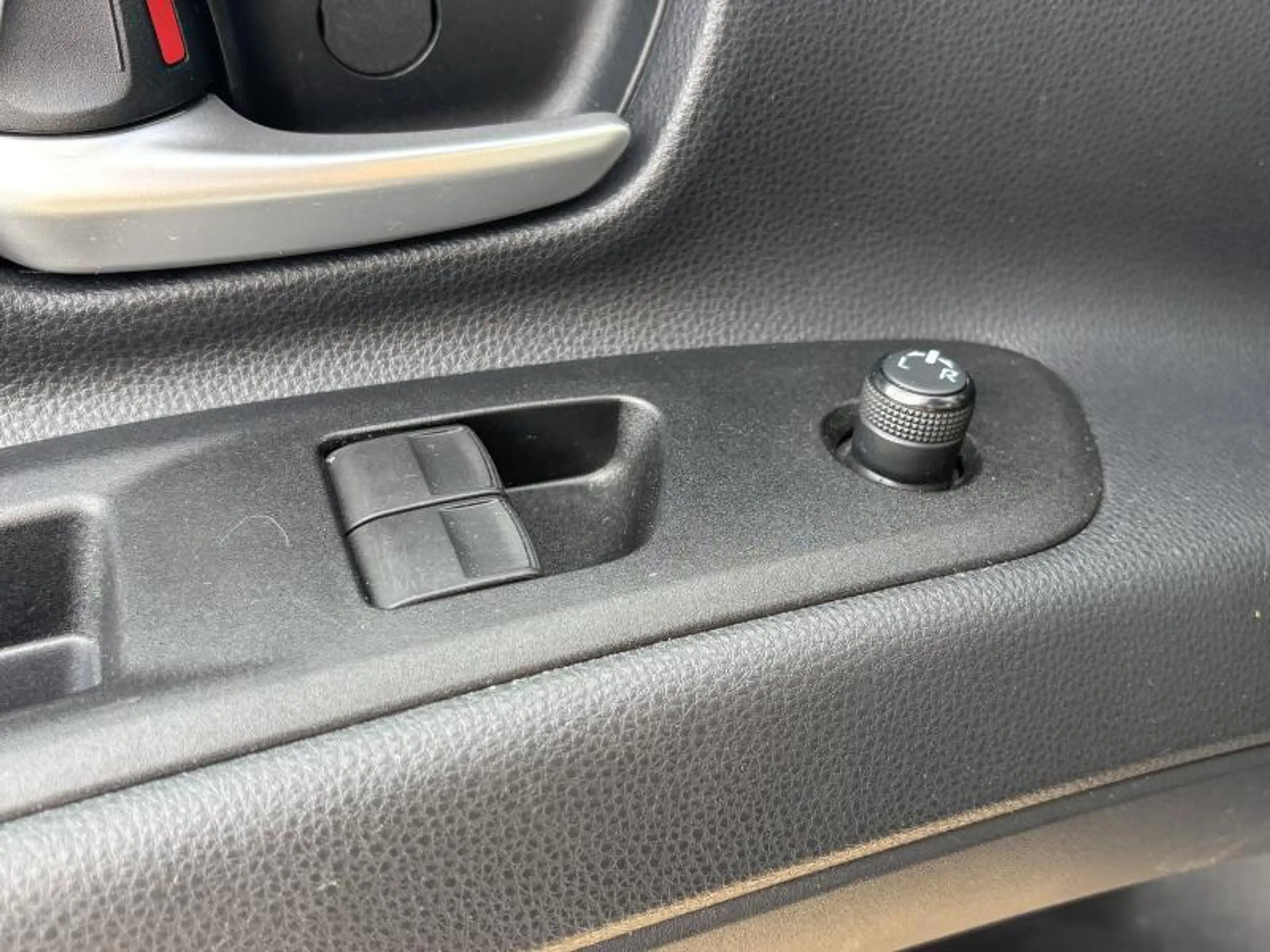 Toyota Aygo X Play CVT — photo 10