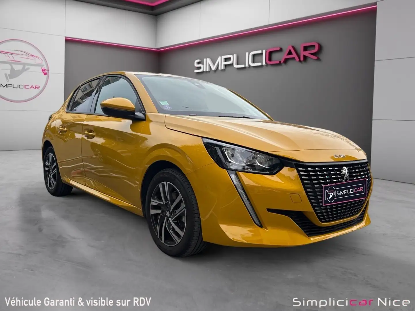 Peugeot 208 Allure Jaune - 1