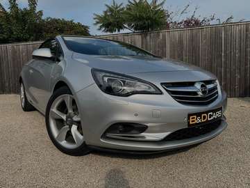 Cascada 1.6i Turbo Automatik COSMO