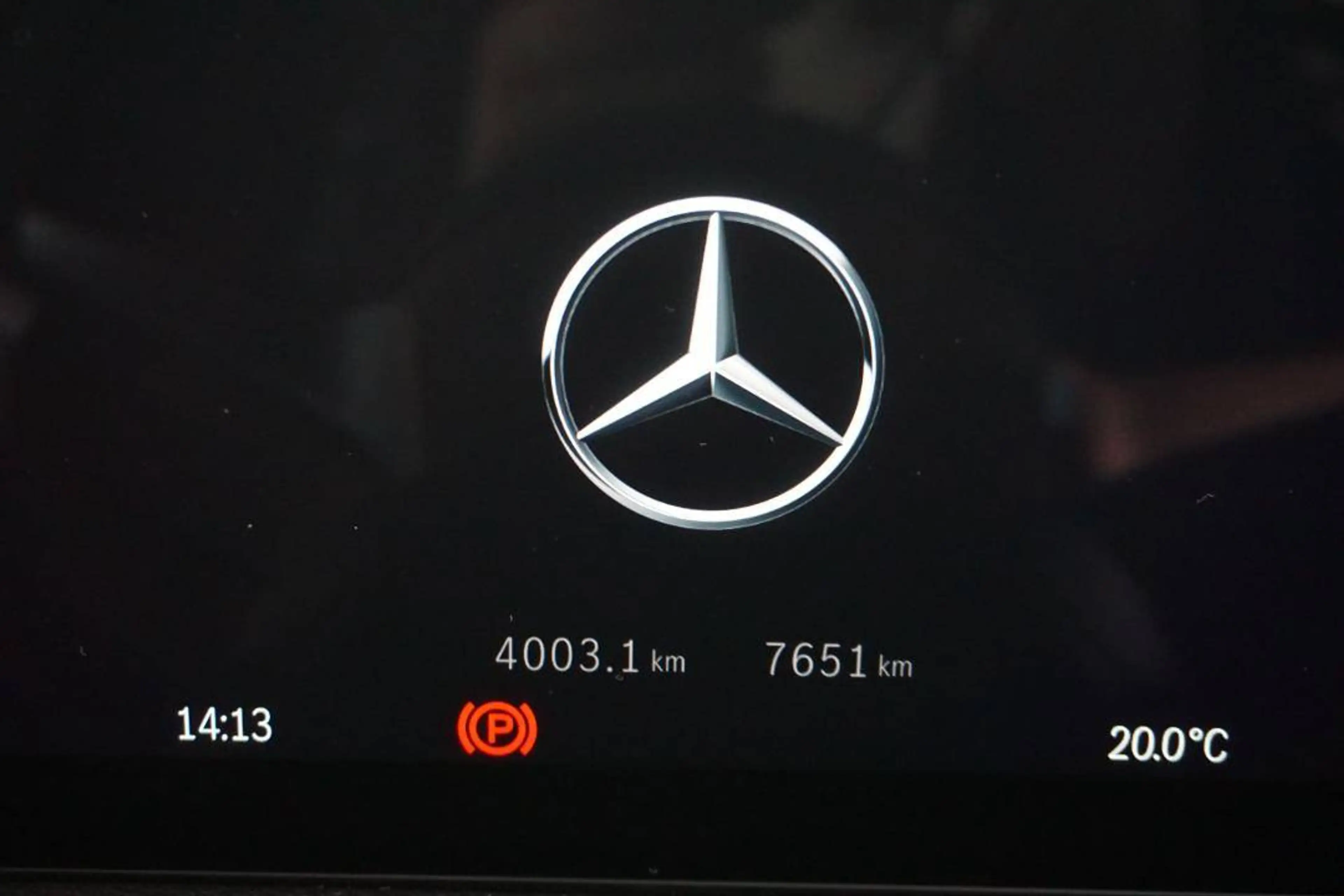 Mercedes-Benz GLA 250 e - AMG Line - NIGHT PAKKET — photo 11