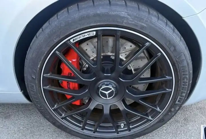 Mercedes-Benz GLE 2017, foto 28