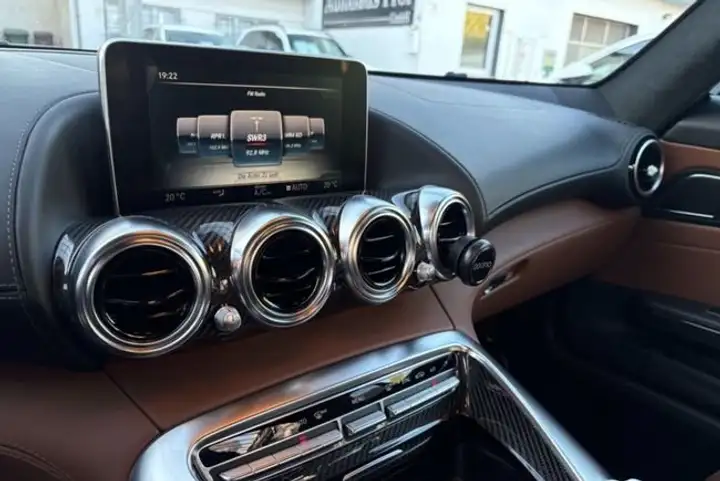 Mercedes-Benz GLE 2017, foto 26