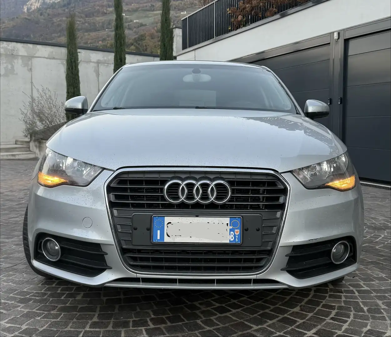 Audi A1 Sportback 1.2 tfsi Ambition - 2