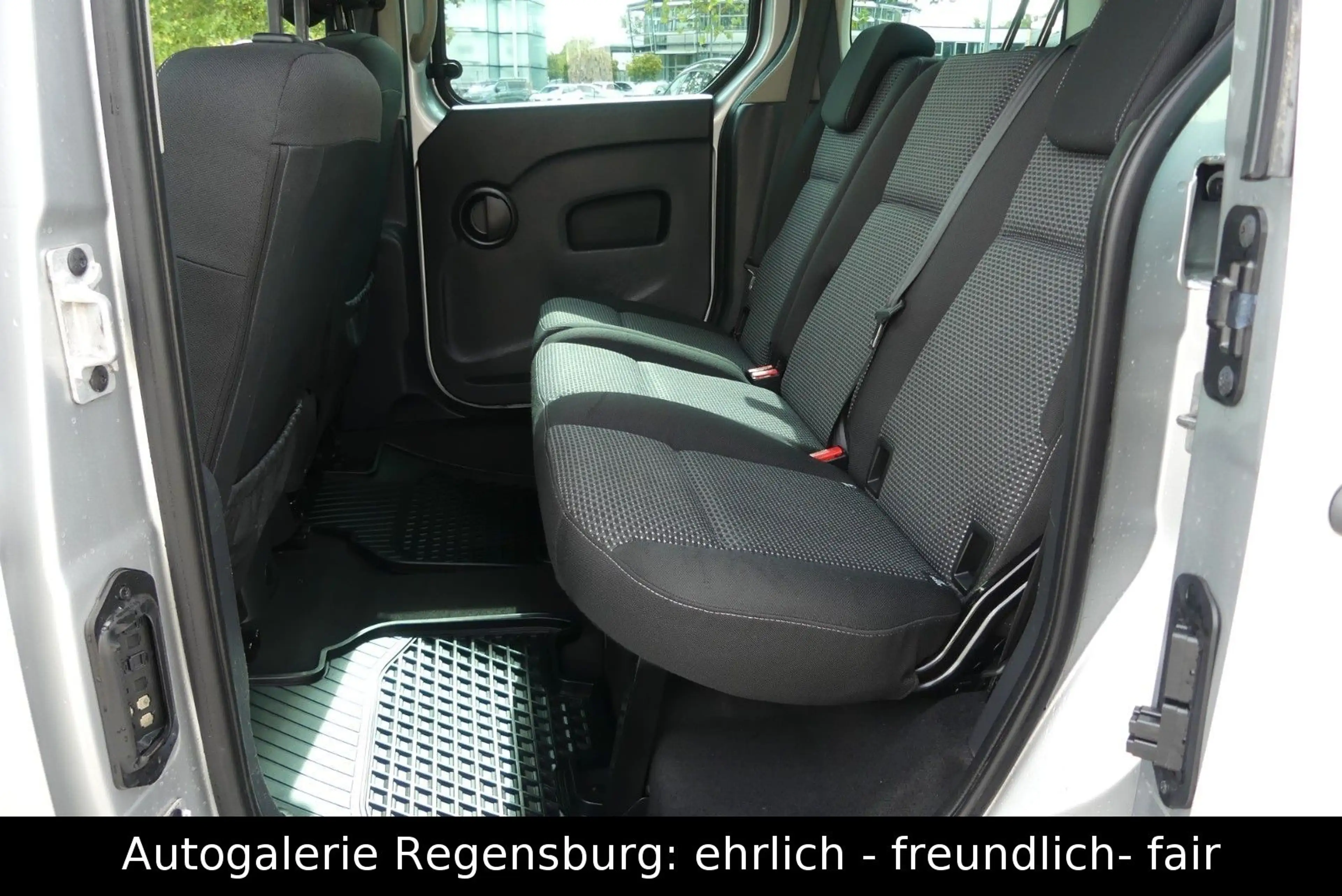 Mercedes-Benz Citan Tourer 111 CDI lang *1.HAND*SITZHZ*KLIMA* — photo 10