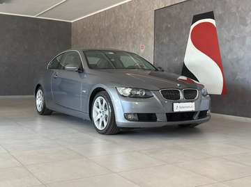 Serie 3 E92 Coupe 330xi-SOLI 55.731 Km-Uff Italia