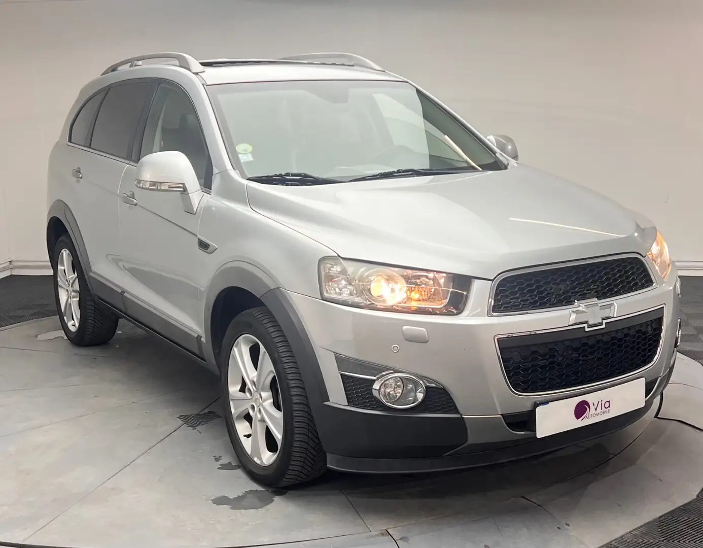 Chevrolet Captiva 2.2 VCDI 184 S\u0026amp;S AWD LTZ - 7p - 4x4 - suivi complet Gris - 2