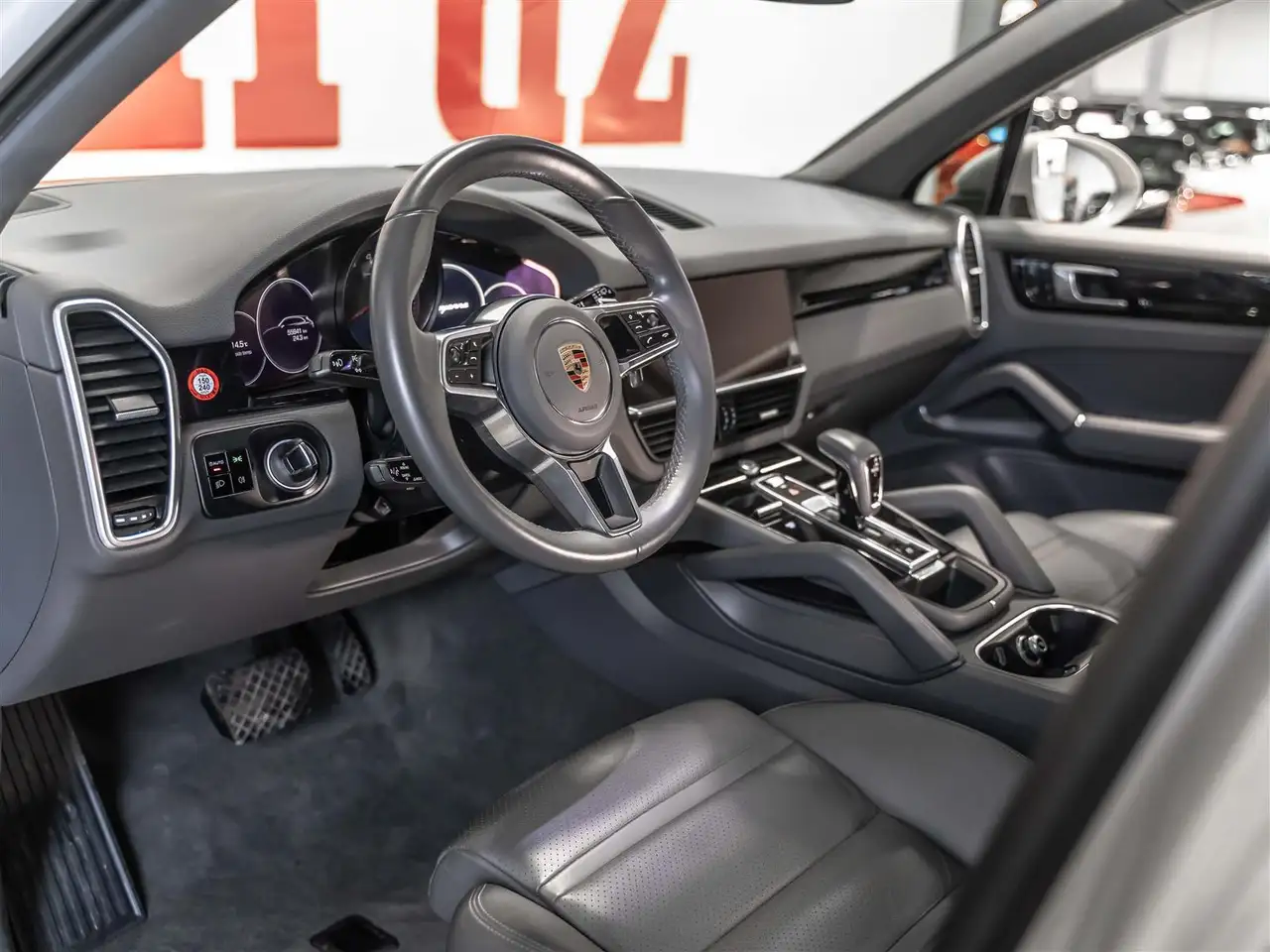 Porsche Cayenne снимка Porsche Cayenne