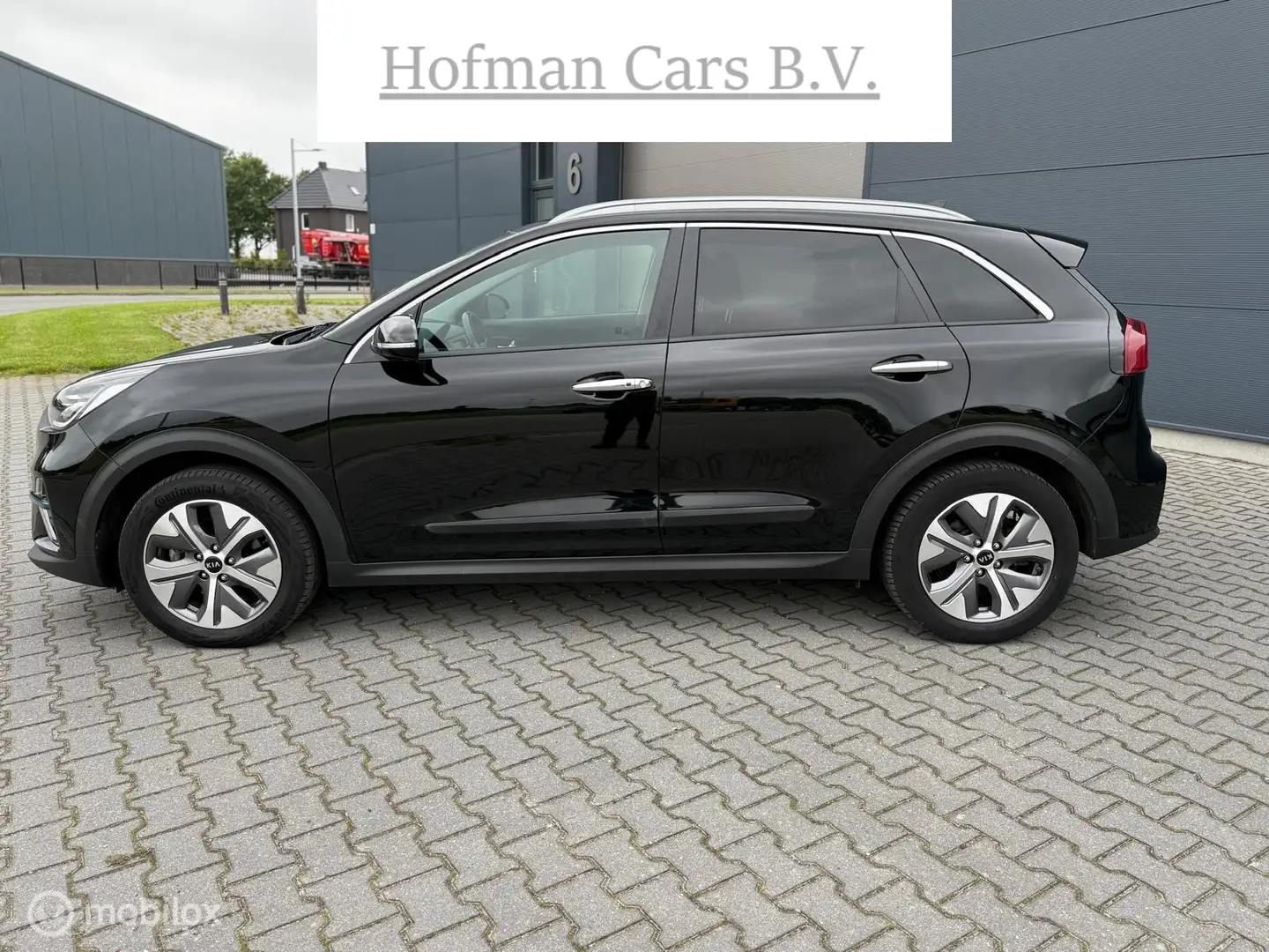 Kia e-Niro ExecutiveLine 64 kWh 2020 Incl Btw NAP Zwart - 2