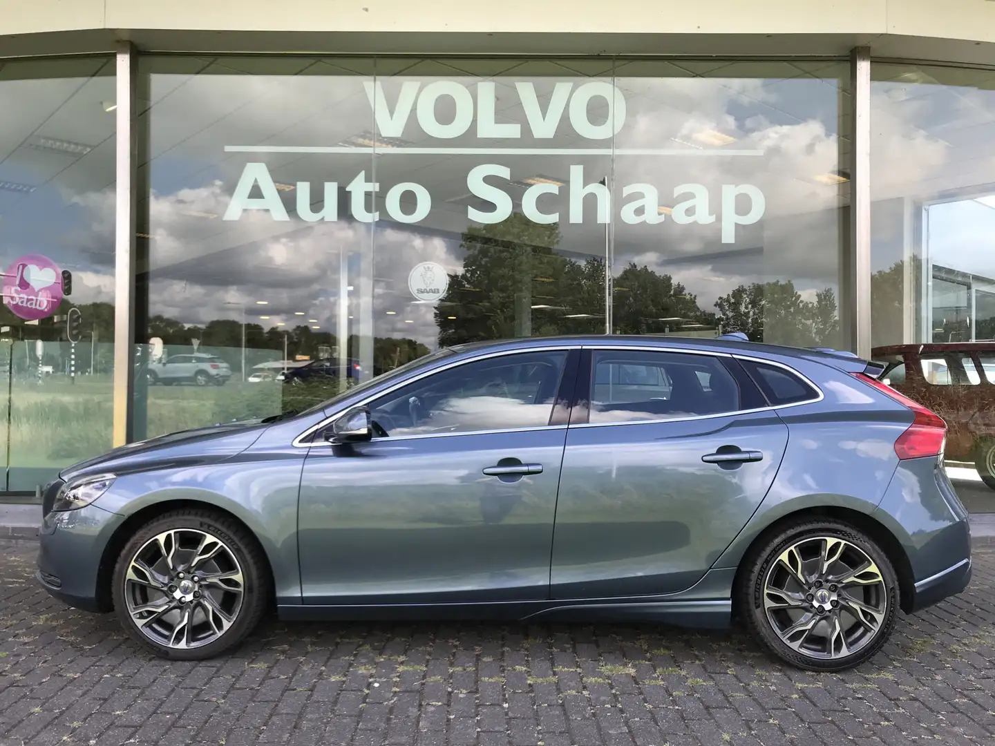 Volvo V40 1.6 T3 Summum | Rijklaar incl garantie | Xenon Nav Blauw - 2