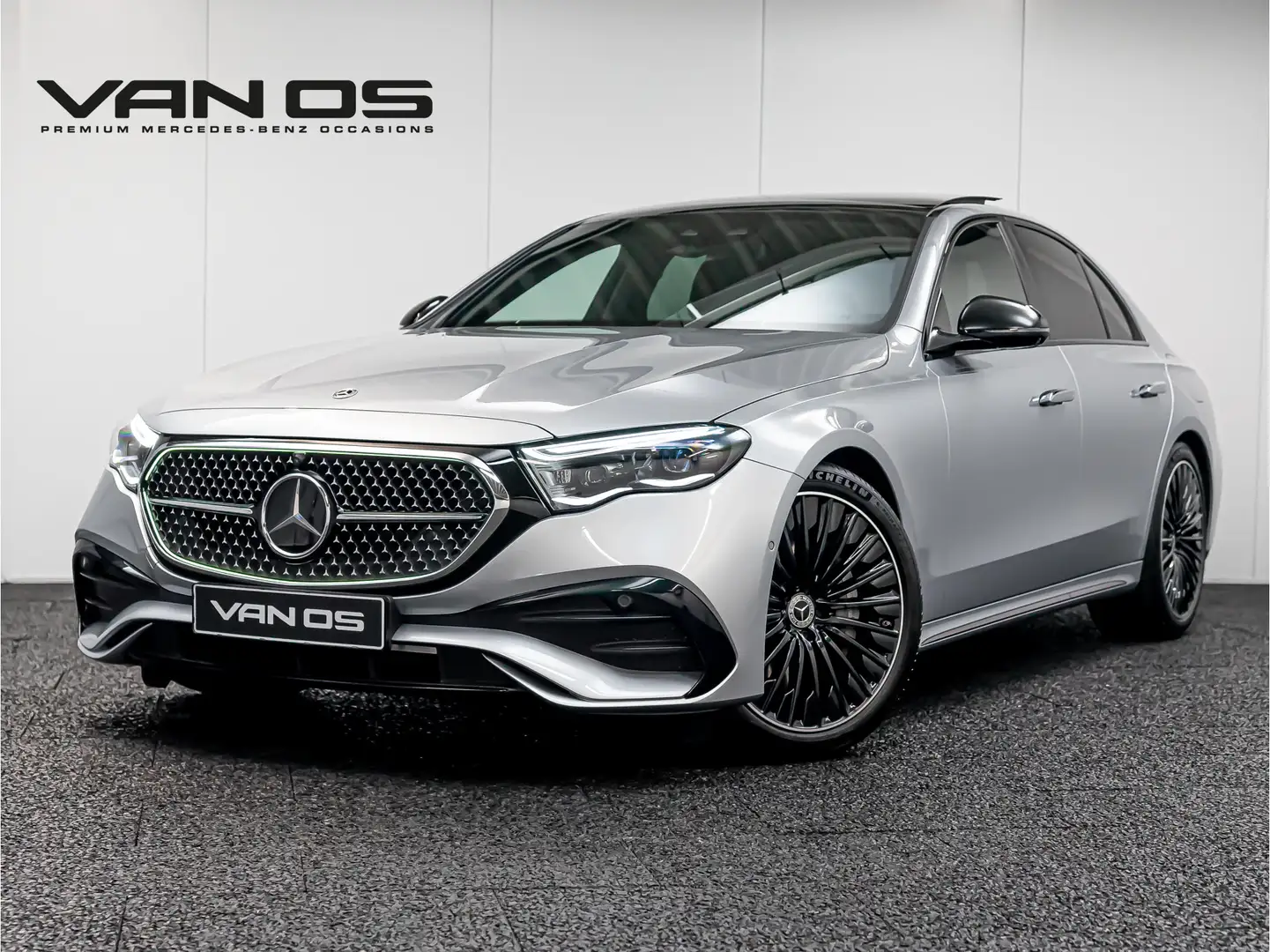 Mercedes-Benz E 400 E e 4MATIC AMG Line | Achterassturing | Compleet Gris - 1