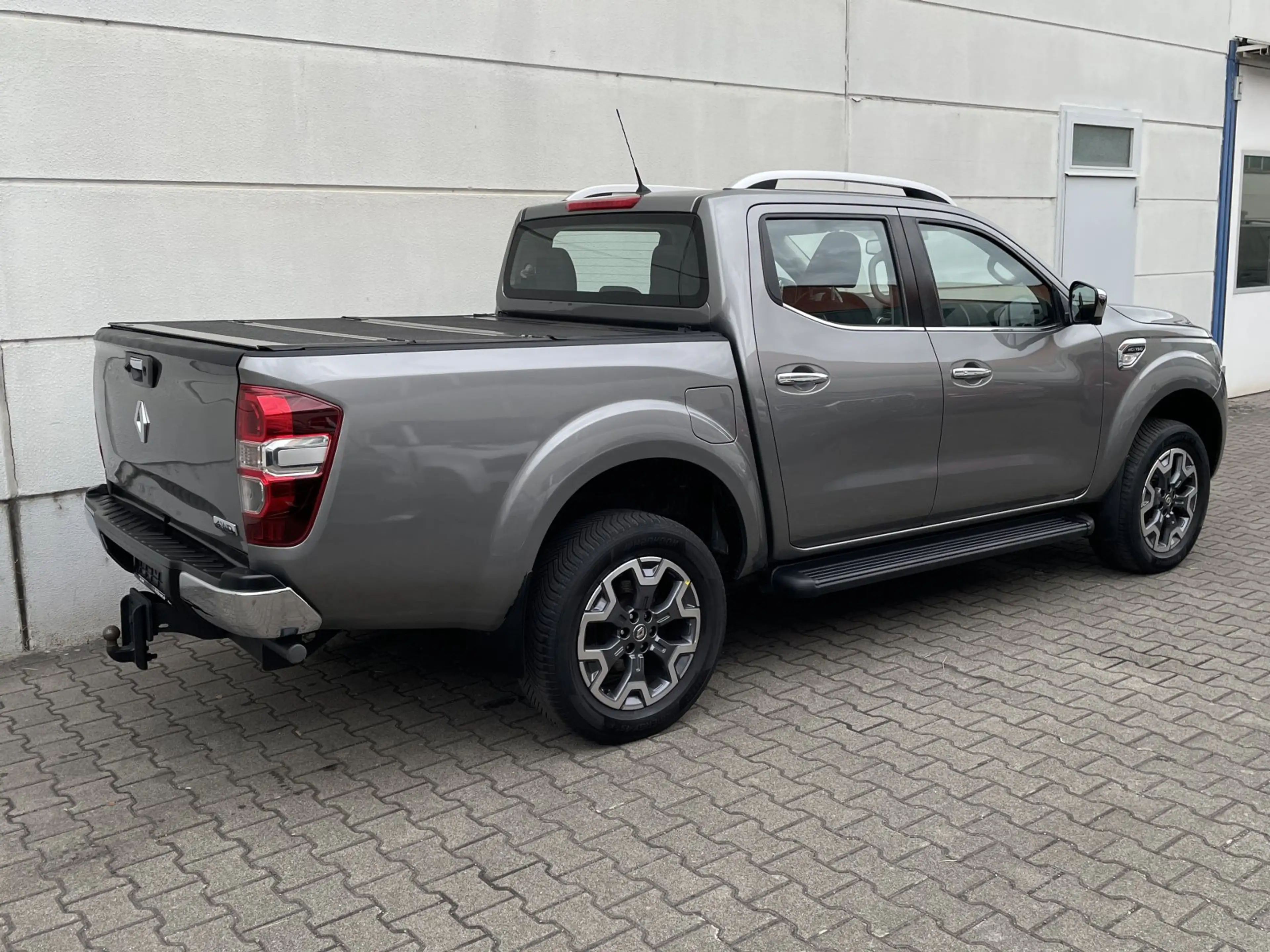 Renault Alaskan 2.3 dCi 190 Double Cab 4x4 Experience Cover AHK — photo 3