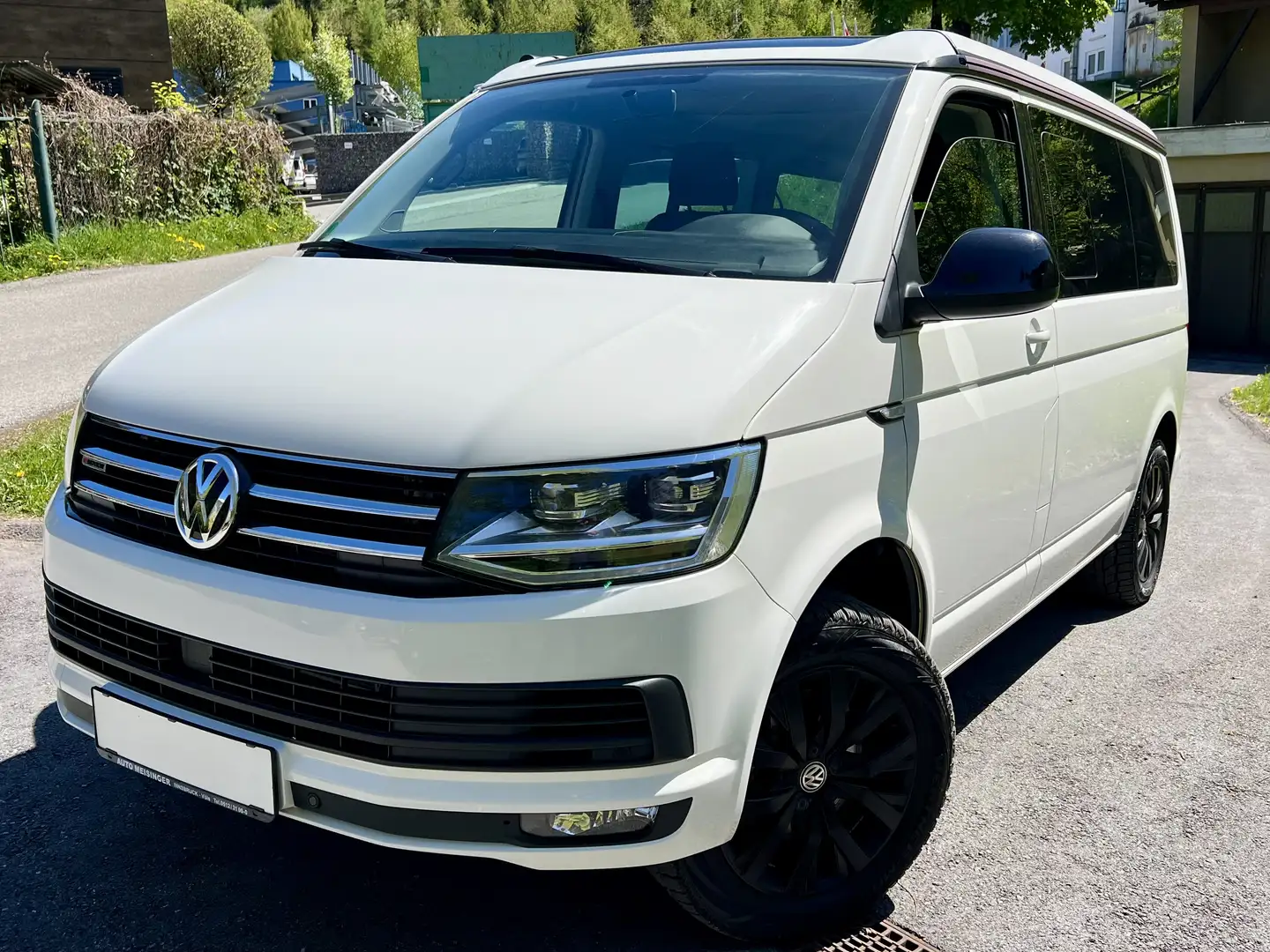 Volkswagen T6 California Beach Edition 2,0 TDI 4Motion BMT DSG - 2