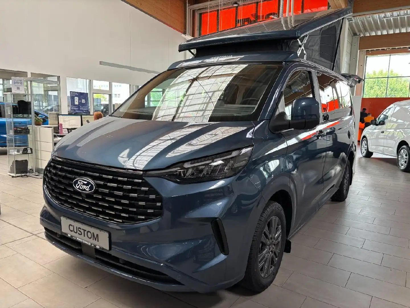 Ford Transit 320 L1 Titanium Aufstelldach FWD Blau - 1
