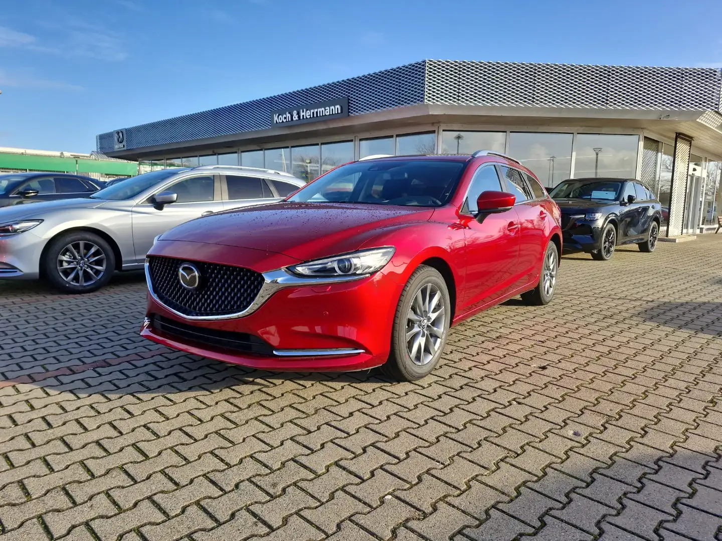 Mazda 6 Kombi 2.0L SKYACTIV G 165PS Automatik Czerwony - 1
