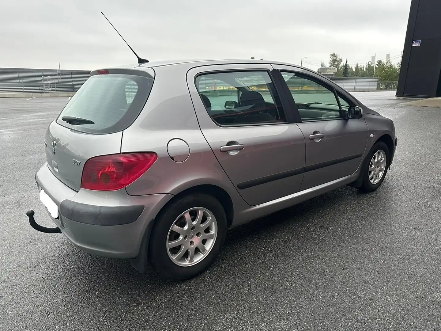 Peugeot 307 307 1.6i 16V XR Présence Grey - 2