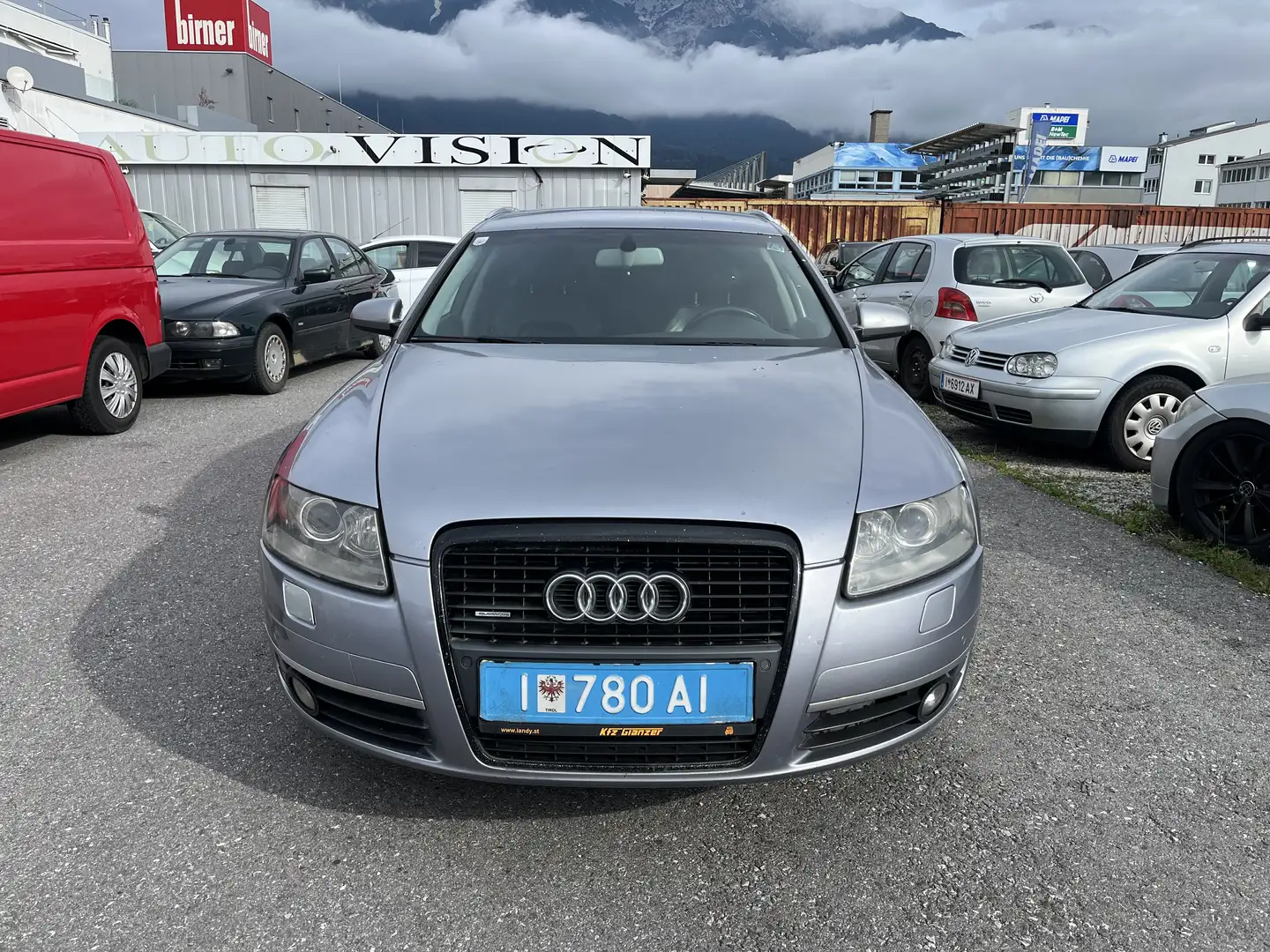 Audi A6 2.7 TDI quattro (132kW) Grau - 1