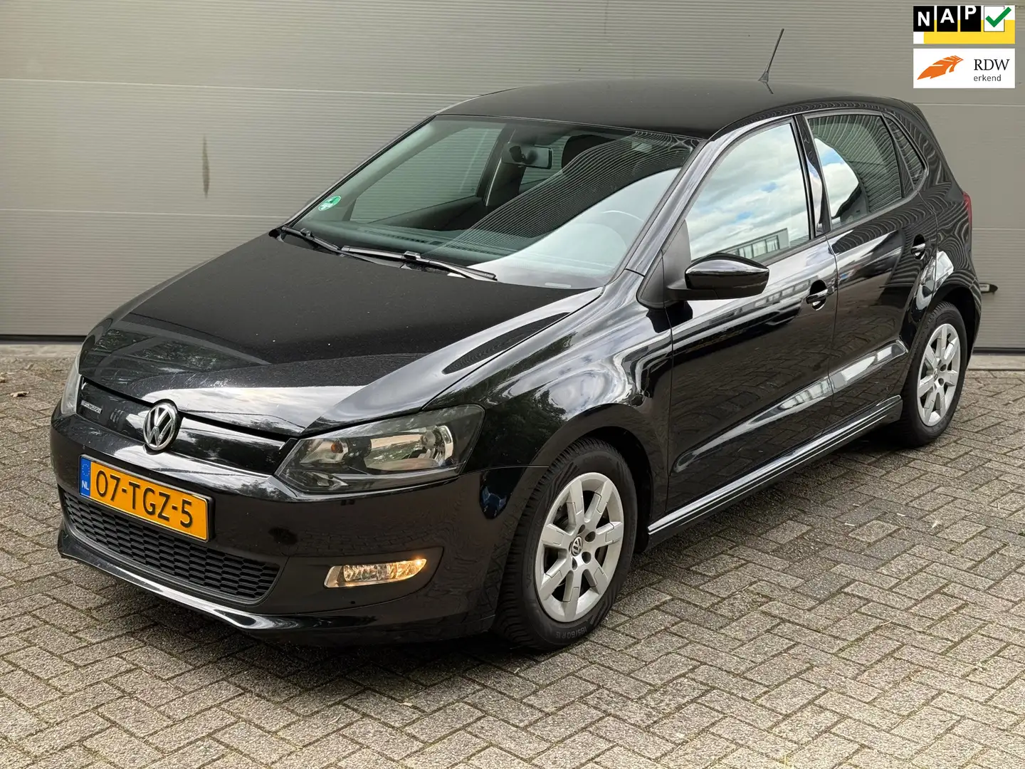 Volkswagen Polo 1.2 TDI BlueMotion Comfortline l Airco l Apple Car Чорний - 1