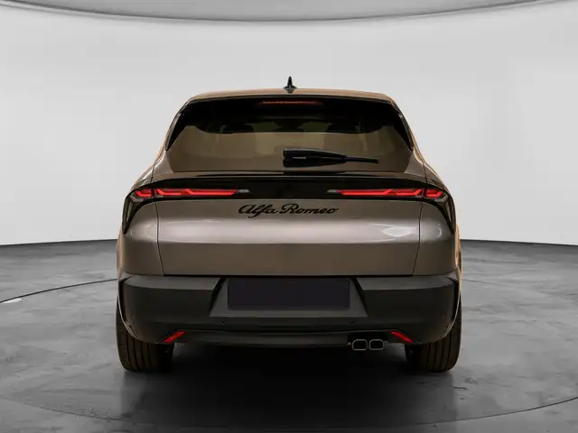 Alfa Romeo Junior view 4