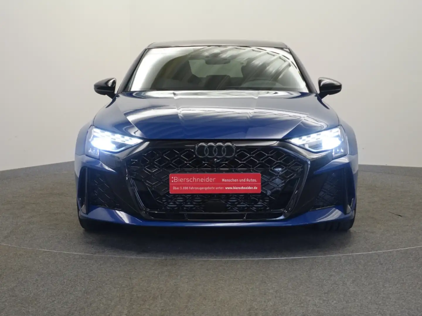 Audi RS3 Limousine FACELIFT PANO HEADUP SONOS SPORTAGA MATR Blau - 2