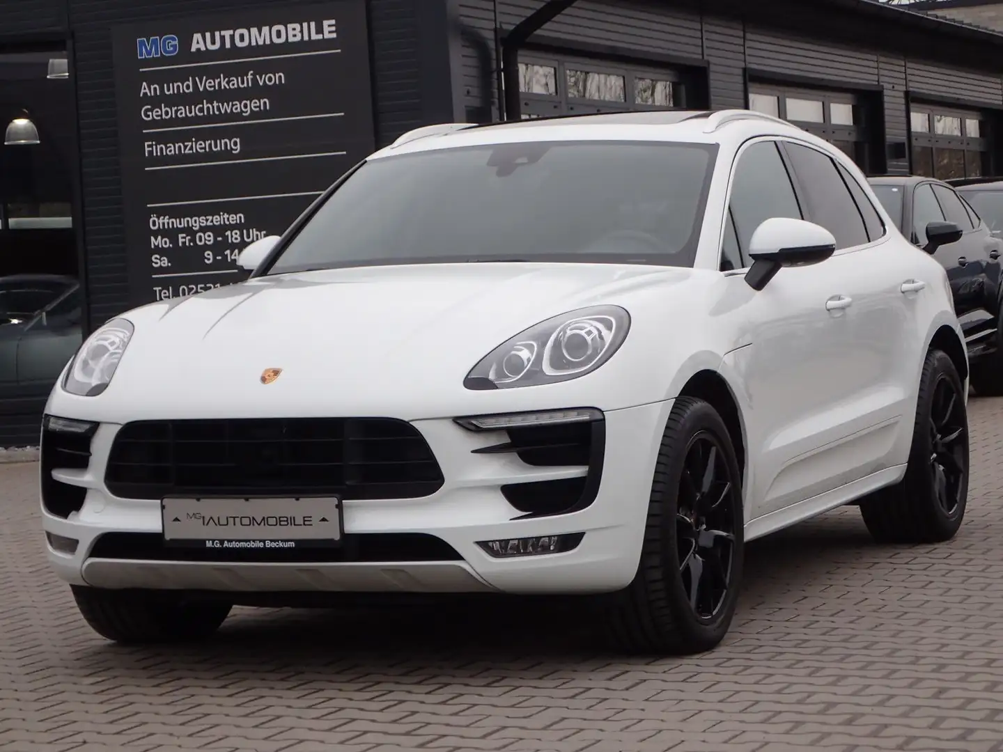Porsche Macan S Diesel - SPORT DESIGN / PANO / LUFTFEDER Weiß - 2