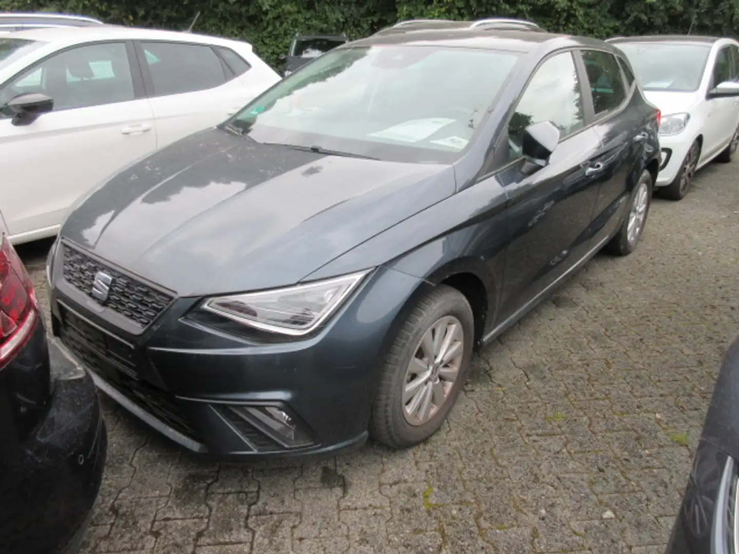 SEAT Ibiza Style 1.0 TSI DSG APP LED ALU APS SITZHEIZUNG DAB GJR CLIMATRONIC eFH ZV Grau - 1