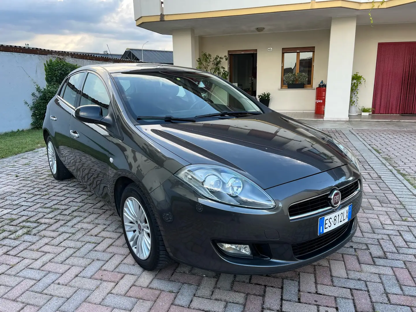 Fiat Bravo 1.4 16v easypower Dynamic Gpl 90cv Grigio - 2