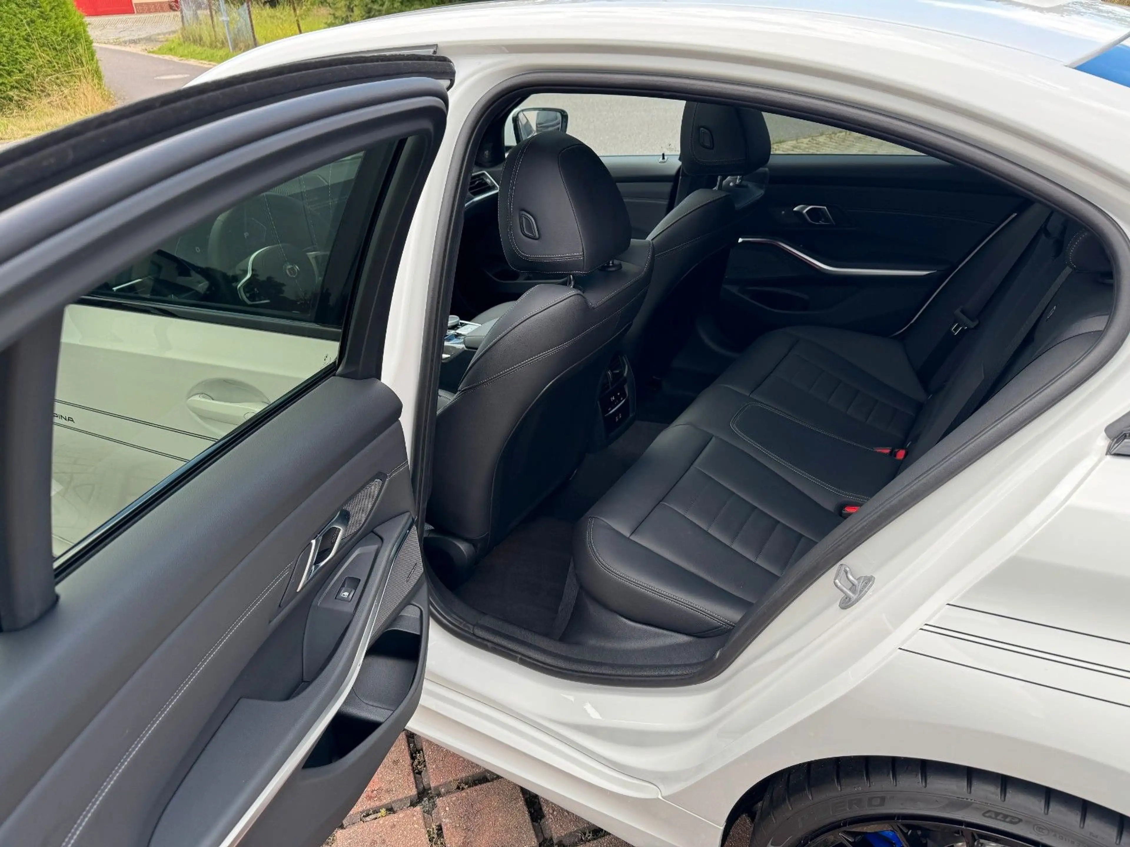 Alpina B3 BMW Alpina B3 G20 Neuwagenzustand — photo 13