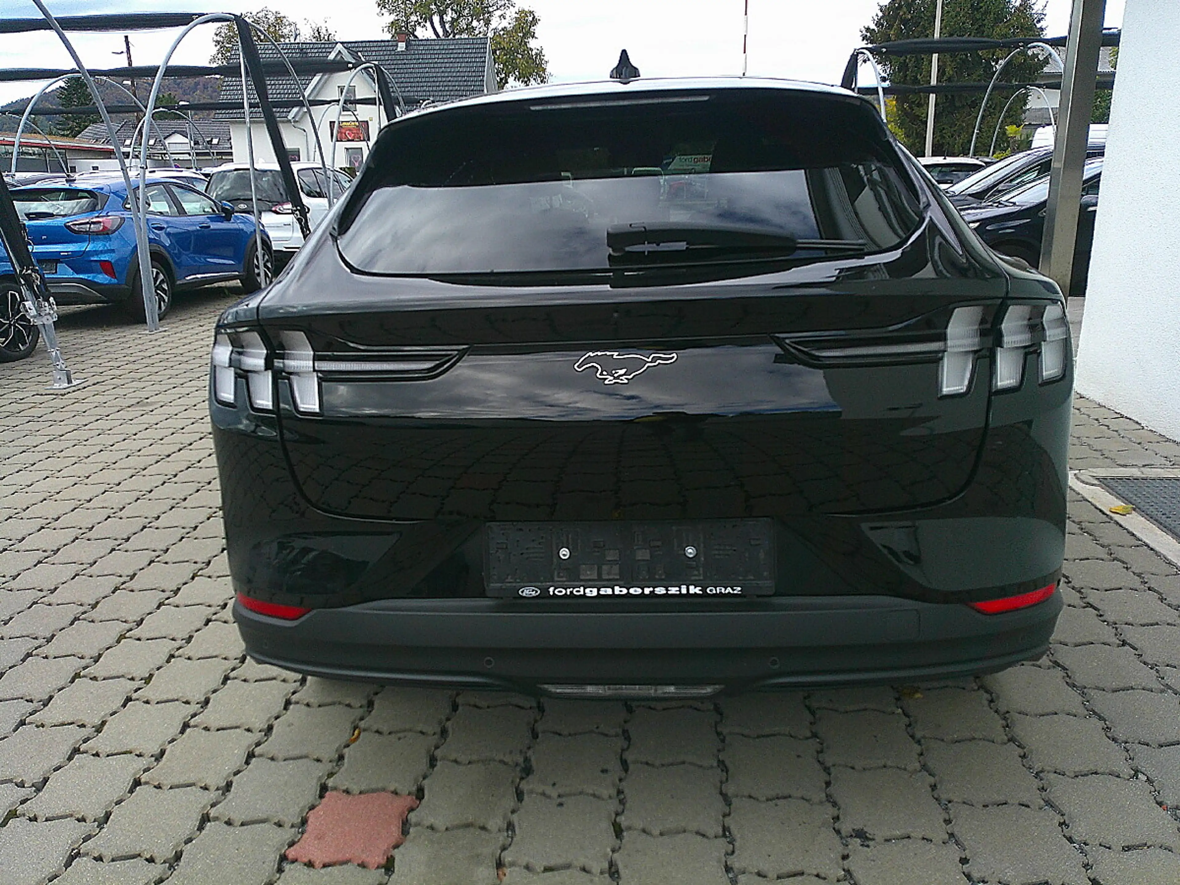 Ford Mustang Mach-E Elektro Extended Range — photo 4
