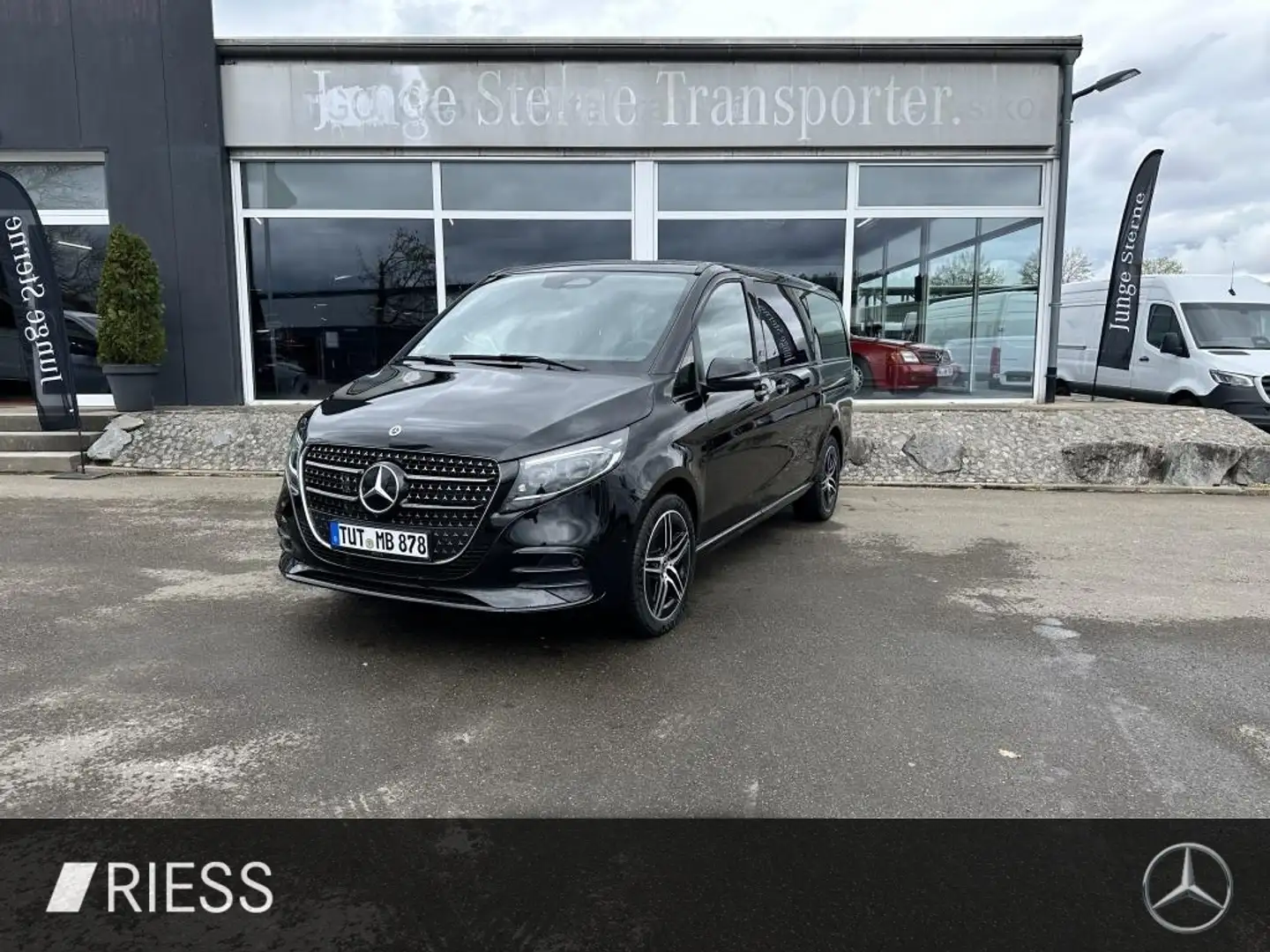 Mercedes-Benz V 300 d 4MATIC EXCLUSIVE Lang el.Schiebe SpurW Noir - 2