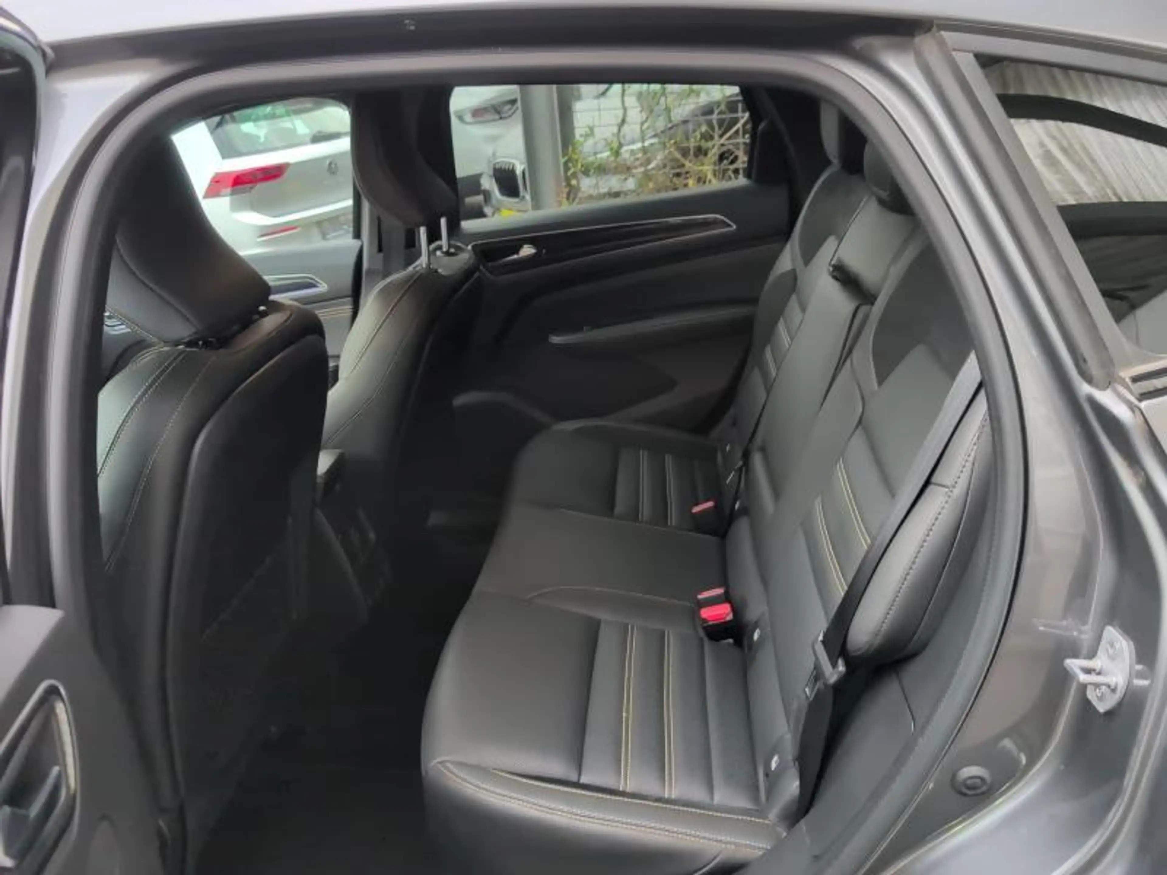 Renault Arkana 1.6E-tech 145cv Gris 06/23 Airco GPS Bluetooth USB — photo 8