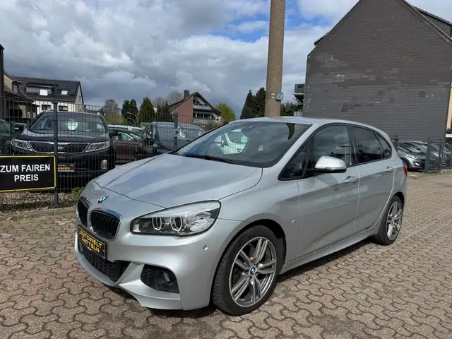 Bmw 220 M PAKET/AUTOMATIK/R KAMERA/SHZ/HUD/KEYLESS/NAVI