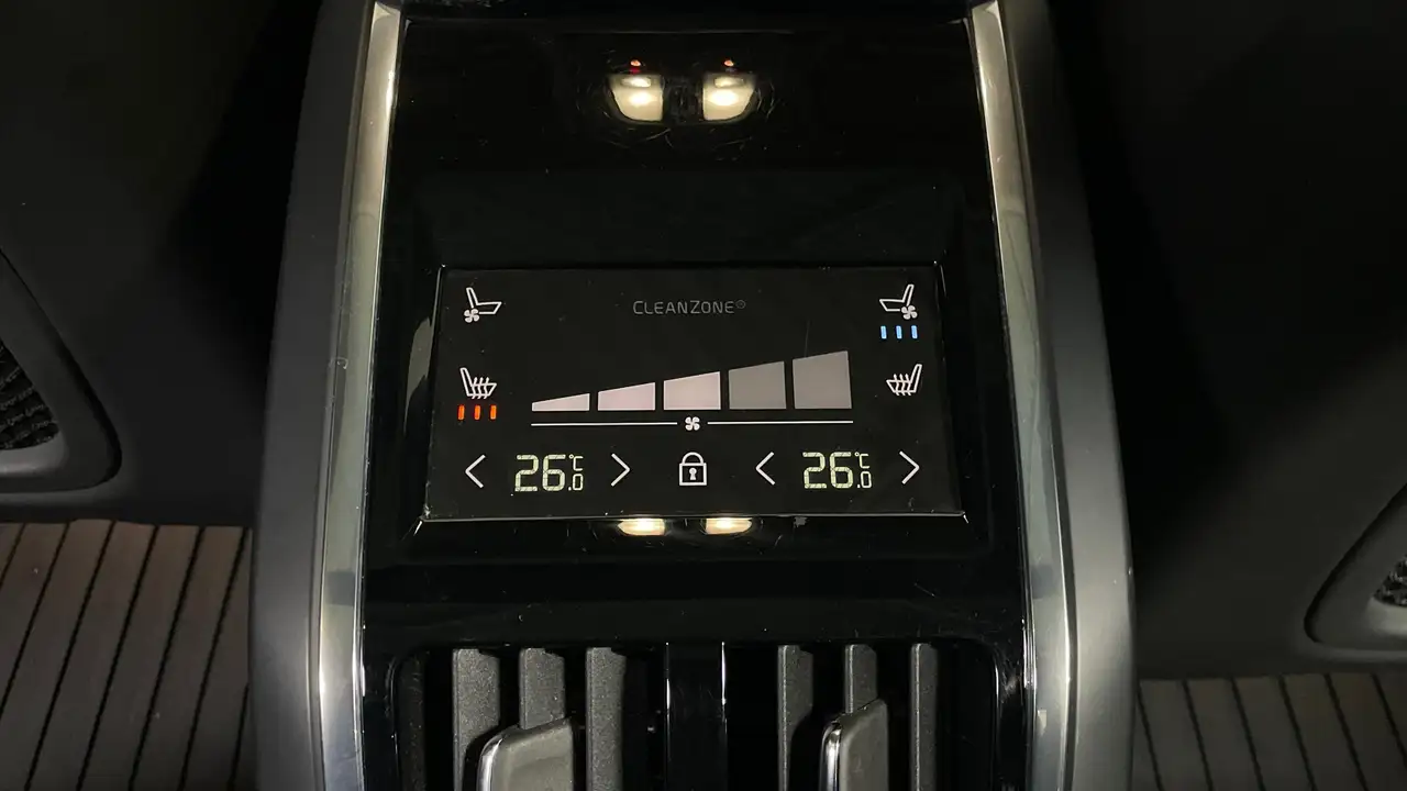 Volvo S90 снимка Volvo S90