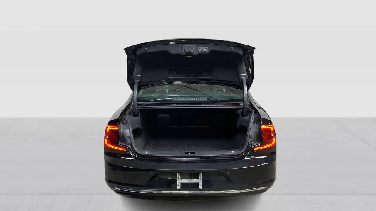 Volvo S90 снимка Volvo S90
